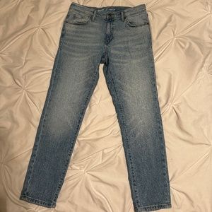 Old Navy girls jeans. Original Taper. Size 12 Plus